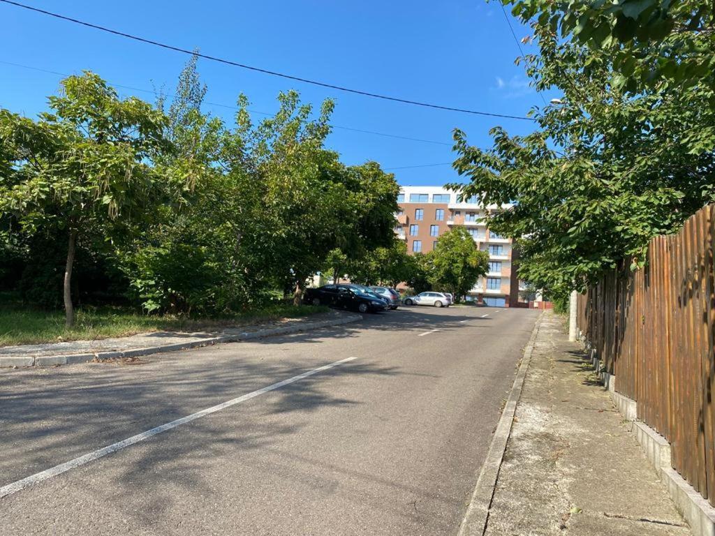 Shi Zi Junior Suite Iasi Bagian luar foto