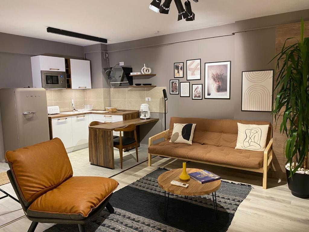 Shi Zi Junior Suite Iasi Bagian luar foto
